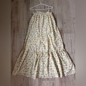 Blu Pepper long maxi dress with little yellow flowers in small